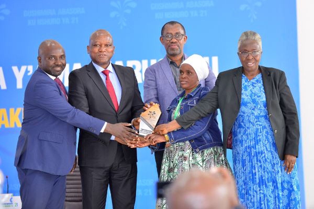 RRA yashimiye Abasora babaye indashyikirwa mu gutanga neza imisoro mu Ntara y’Amajyaruguru