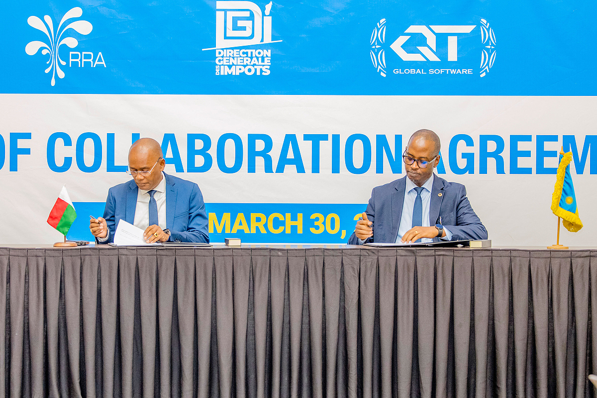 RRA n’Ikigo cy’Imisoro cya Madagascar basinye amasezererano yo gukoresha EBM no gusangira ubunararibonye